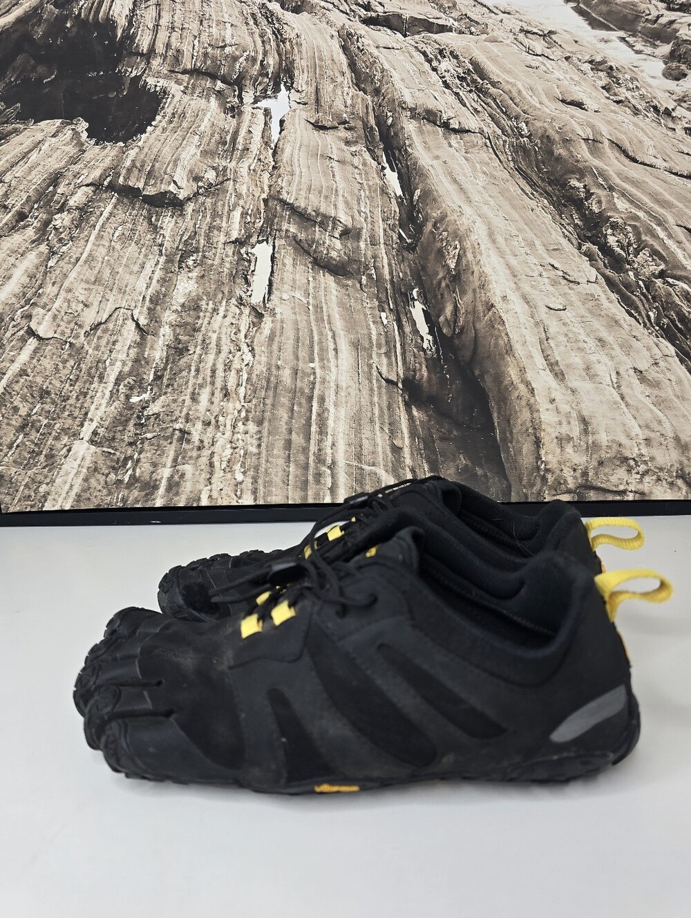 Vibram Five Fingers V-Trail 2.0 Sz 7.5 8